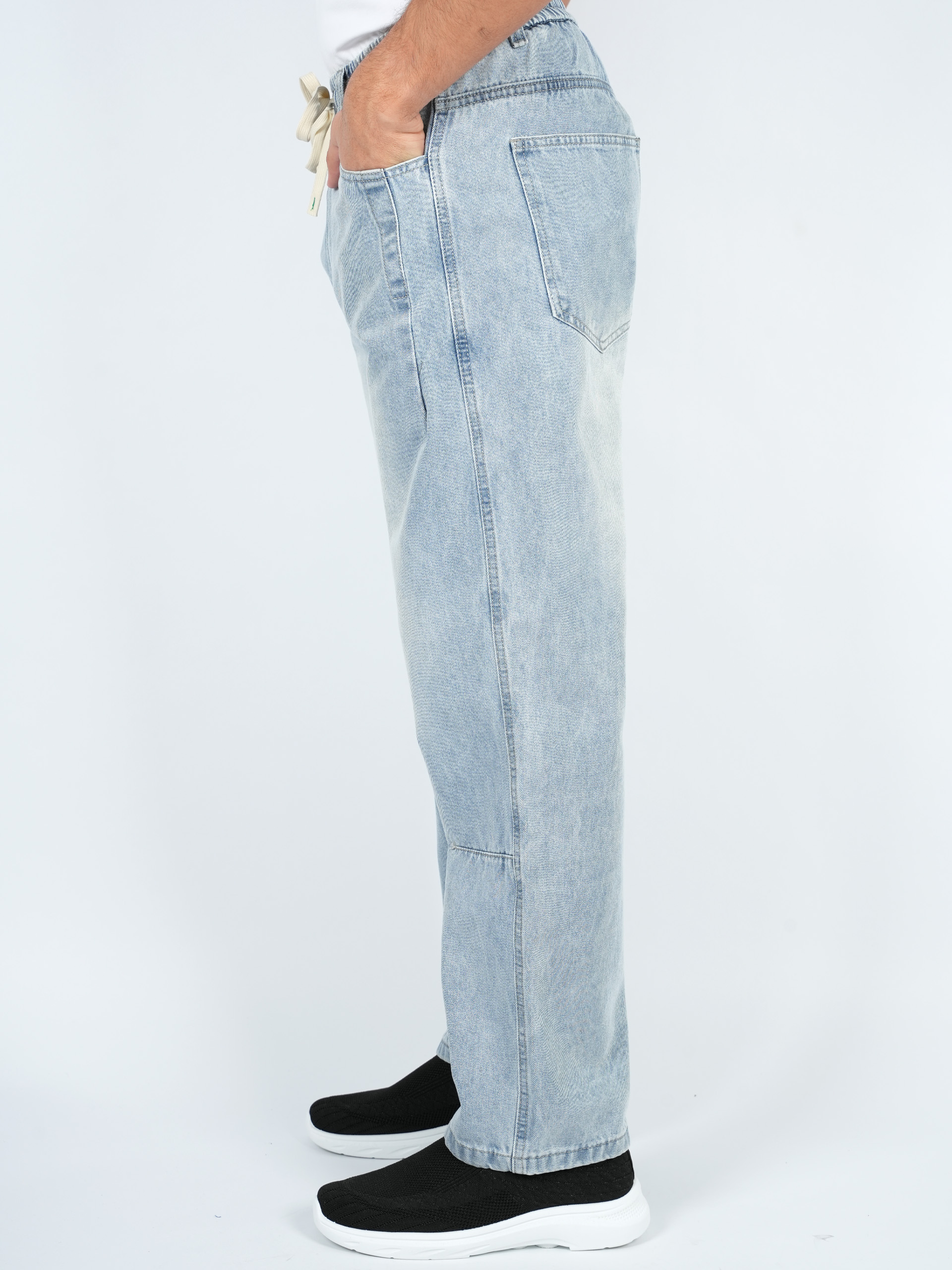 Men’s Relaxed Fit Elastic Waist Denim Jeans